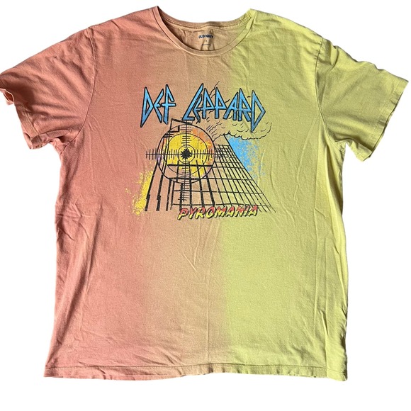 Def Leppard Two Tone Graphic Tee - Picture 4 of 6